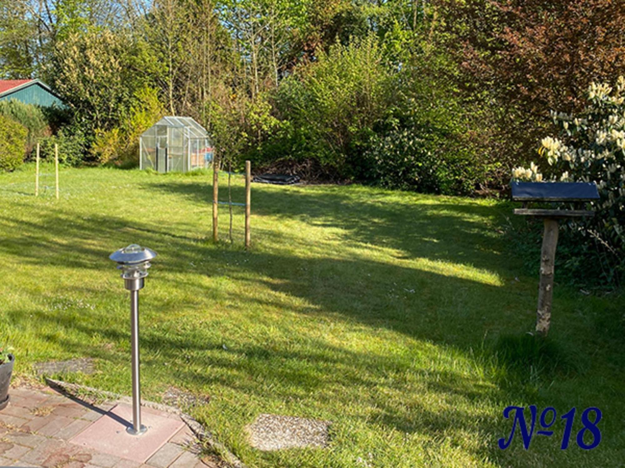 Ferienwohnung Gerhards Esens Bagian luar foto